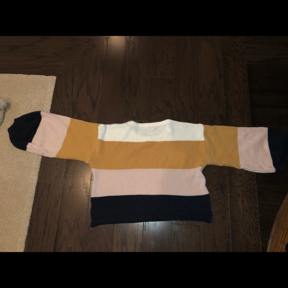 Cropped sweater - Picture 5 of 5